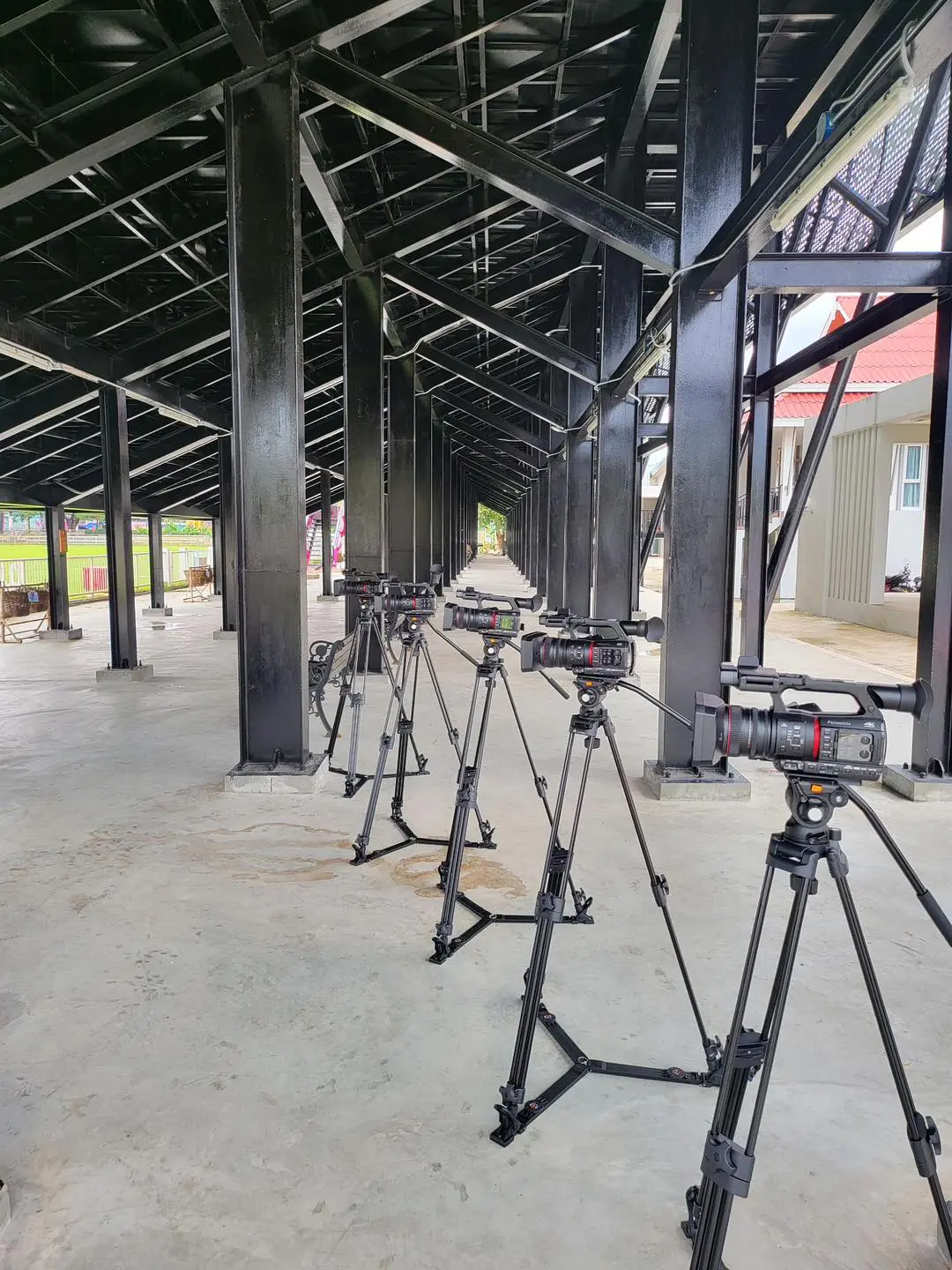 BOSCH CCSD-DS (D) ชุดไมค์ประชุมใช้สาย สำหรับ ผู้ร่วมประชุม ระบบดิจิตอล ก้านสั้น 31 ซม. - Image 2